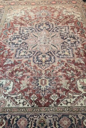 8.2 x 11.2 Heriz Wool Pile Rug